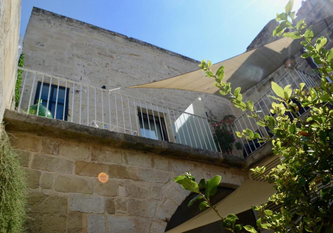 לינה וארוחת בוקר סן צ'זריו די לצ'ה La Dimora Delle Grazie מראה חיצוני תמונה